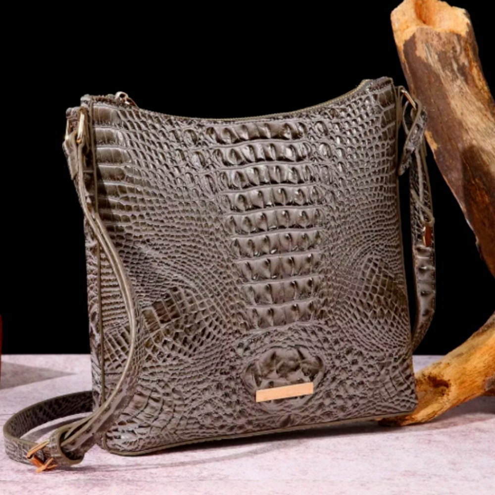Amazonian🆕️🐉 Bag